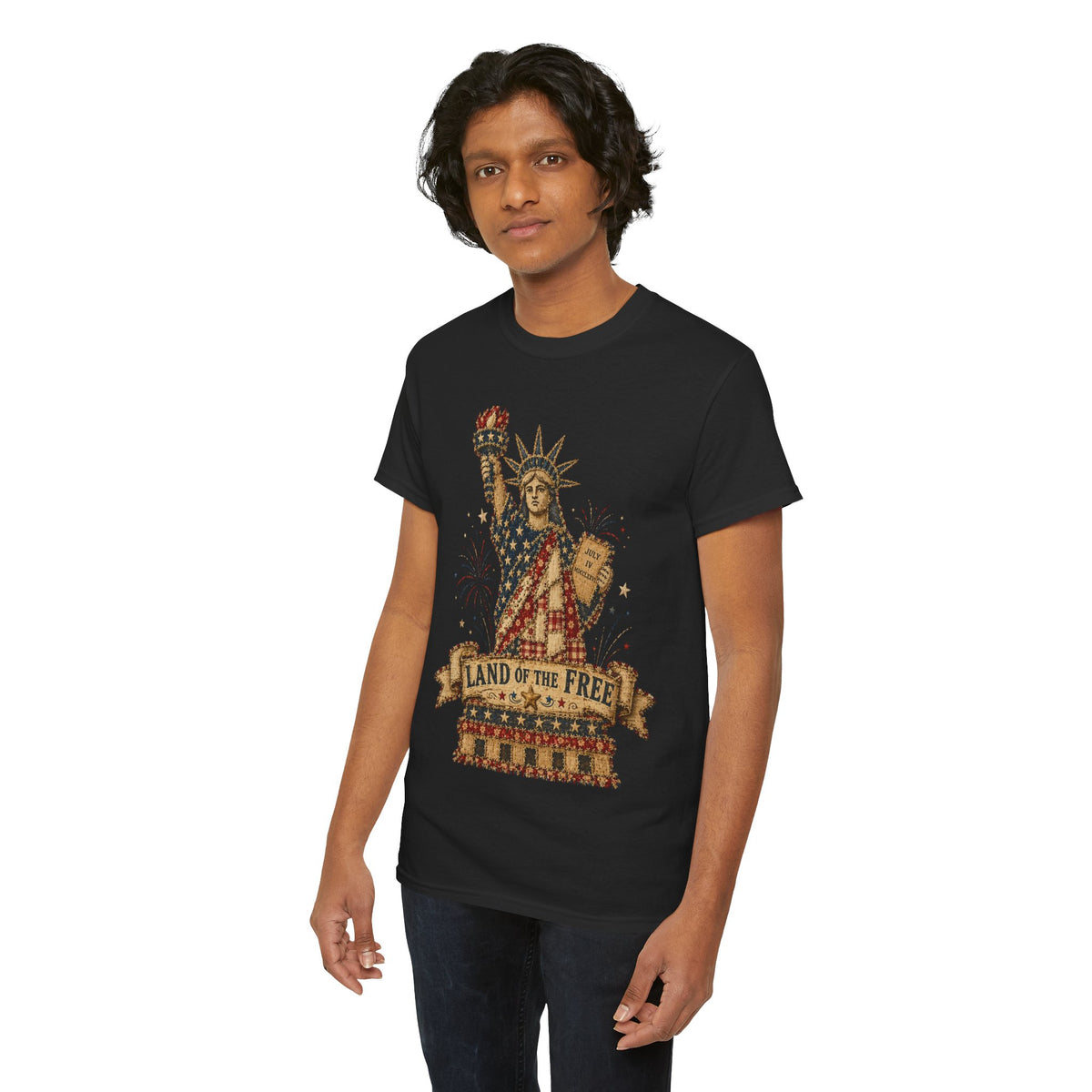 Statue of Liberty "Land of the Free" Graphic Tee — Patriotic American Freedom T-Shirt