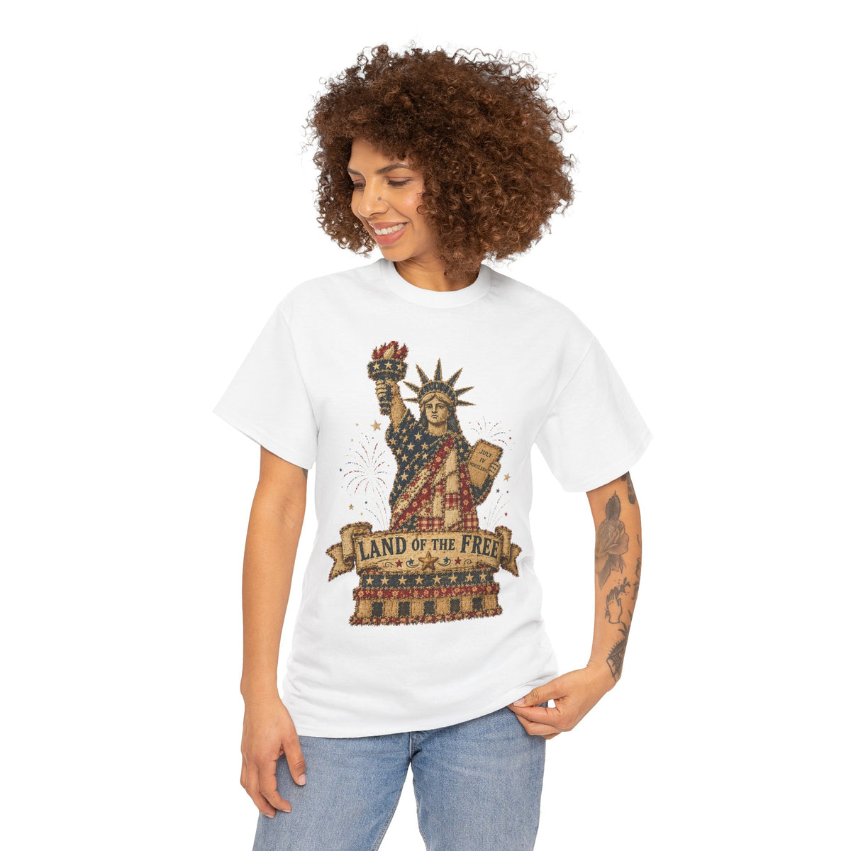 Statue of Liberty "Land of the Free" Graphic Tee — Patriotic American Freedom T-Shirt