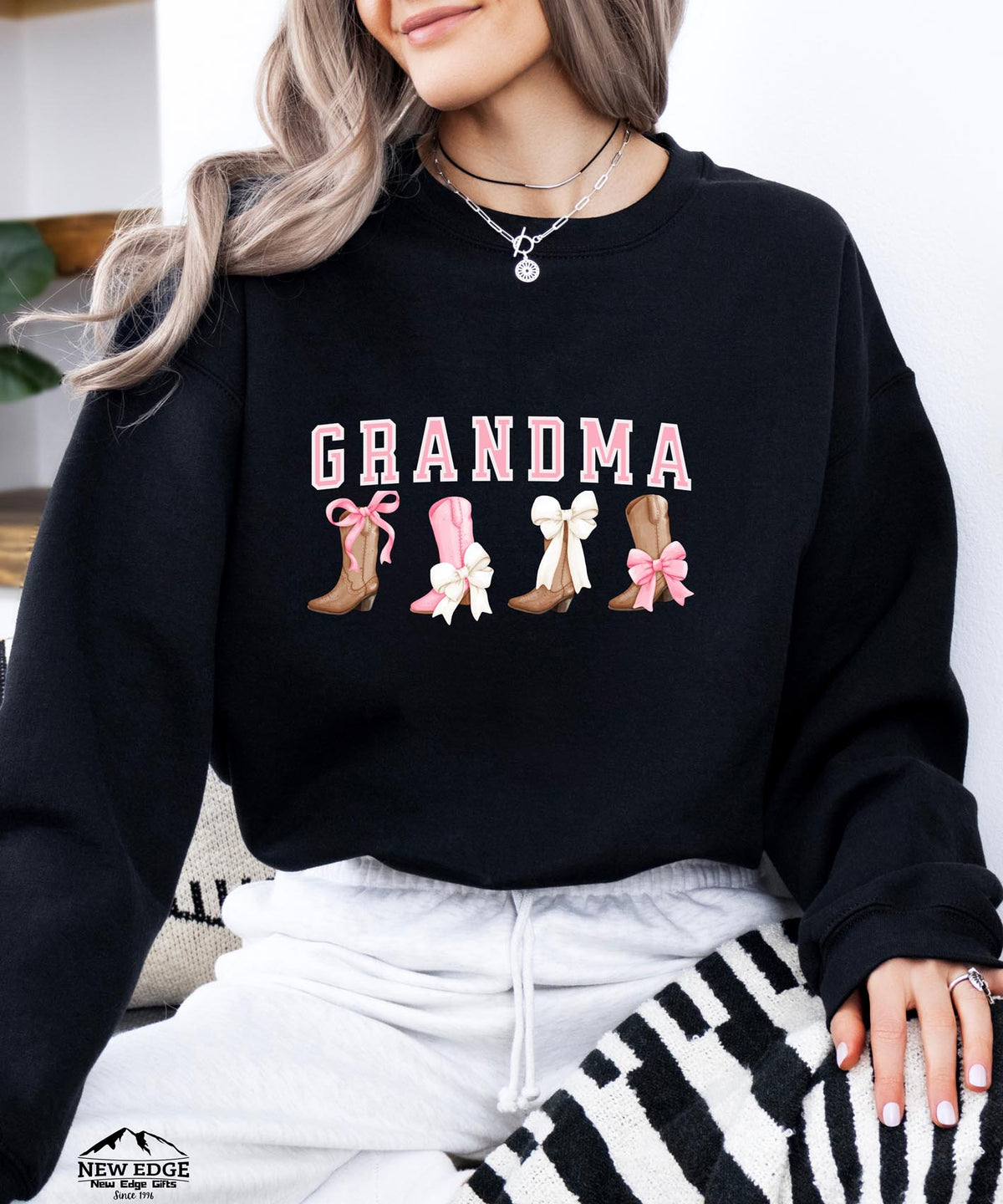 Grandma Christmas Sweatshirt with Bow | Cozy Holiday Crewneck for Grandmas | Festive Seasonal Pullover