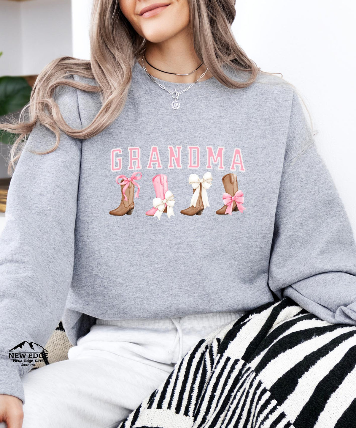 Grandma Christmas Sweatshirt with Bow | Cozy Holiday Crewneck for Grandmas | Festive Seasonal Pullover