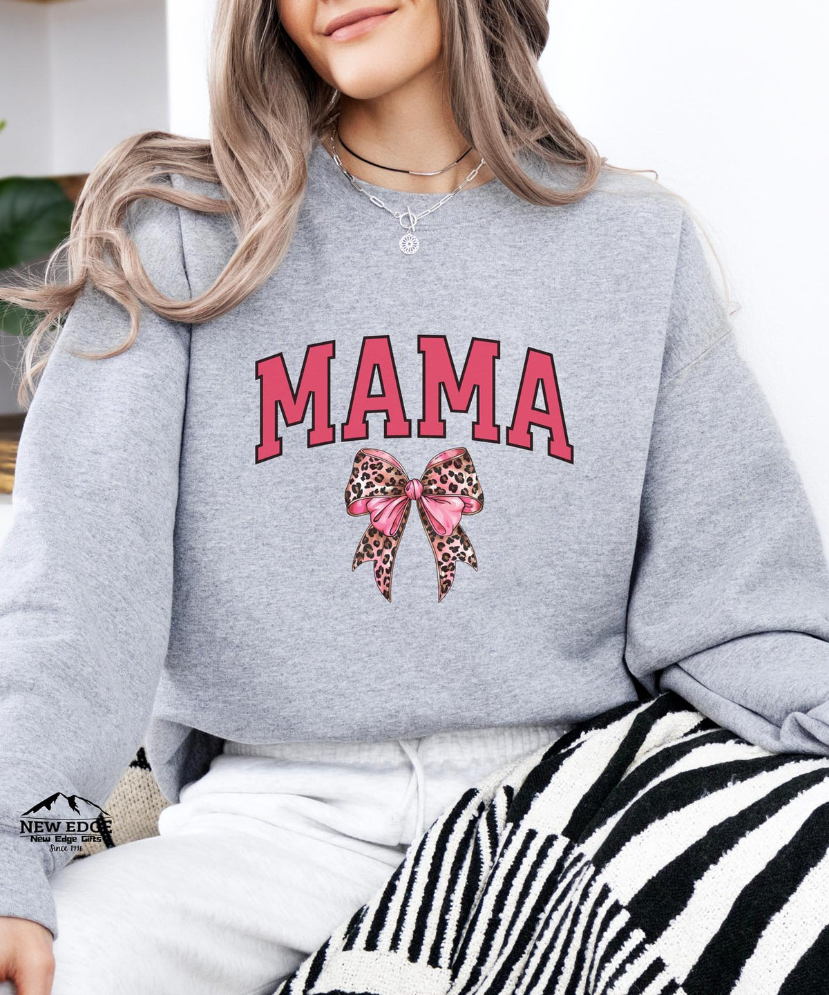 Mama Leopard Bow Sweatshirt | Cozy Wild Style Crewneck for Moms | Cute Animal Print Pullover