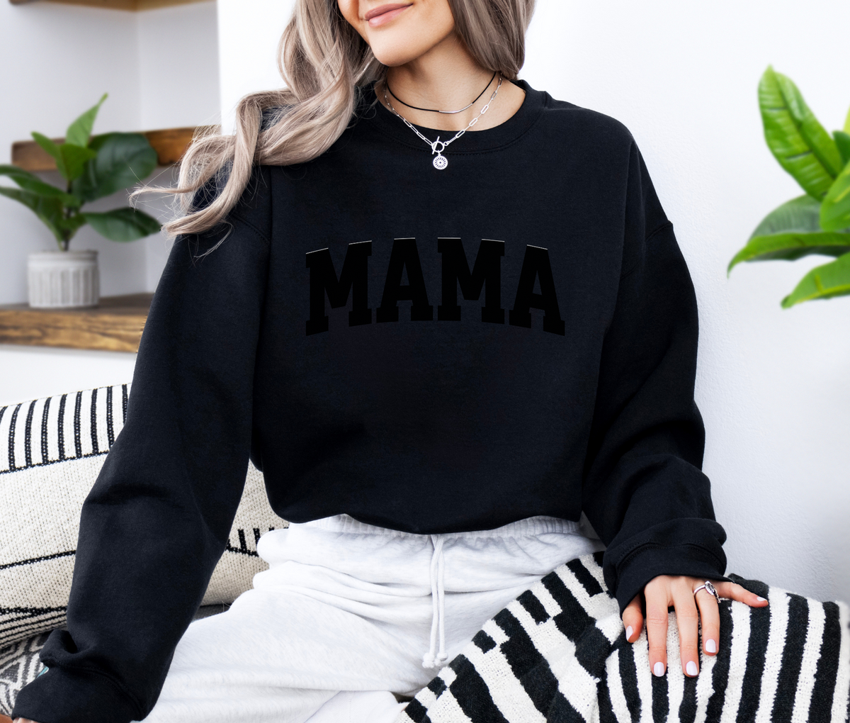 Mama Curve Text Sweatshirt | Minimalist Curved Lettering Crewneck | Cozy Everyday Pullover for Moms