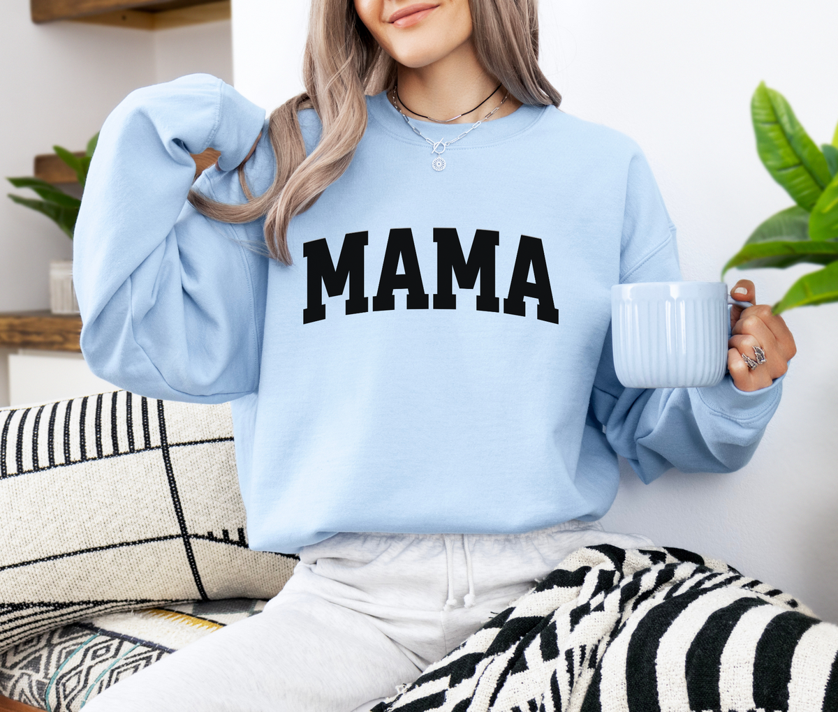 Mama Curve Text Sweatshirt | Minimalist Curved Lettering Crewneck | Cozy Everyday Pullover for Moms