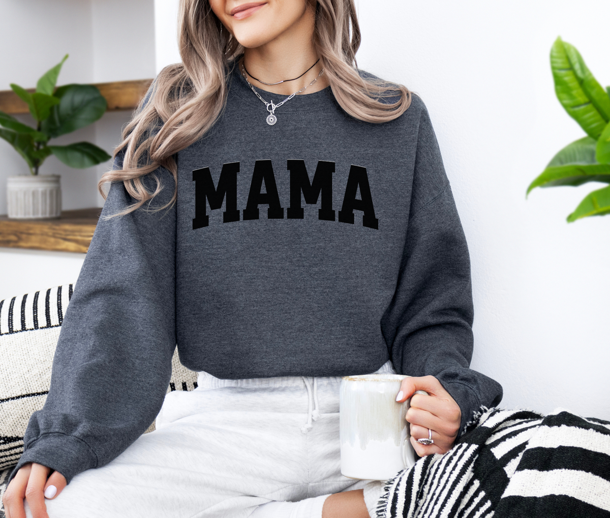 Mama Curve Text Sweatshirt | Minimalist Curved Lettering Crewneck | Cozy Everyday Pullover for Moms
