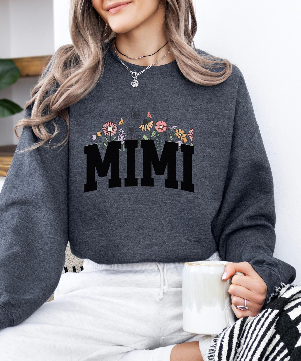 MIMI Floral Sweatshirt | Cozy Grandma Crewneck | Cute Flower Design Pullover Gift for Mimi