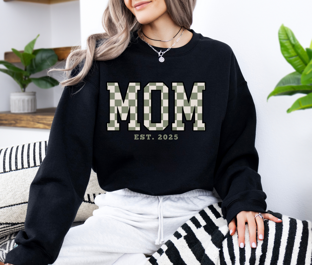Copy of MOM EST. 2025 Sweatshirt | New Mom Gift | Pregnancy Announcement Crewneck | First Mother’s Day Sweater