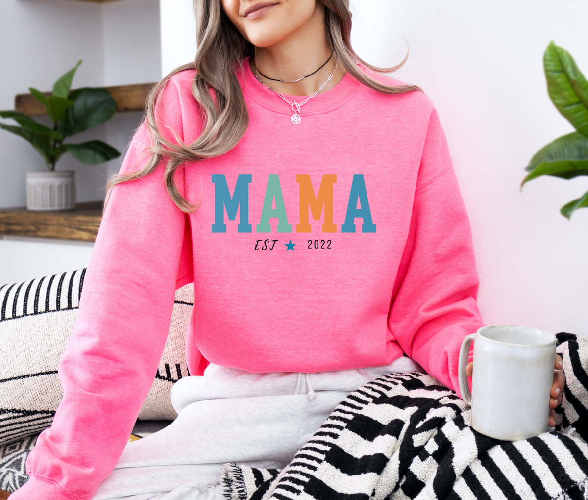 MAMA Retro EST. 2022 Sweatshirt | Vintage Mama Crewneck | New Mom Gift Sweater