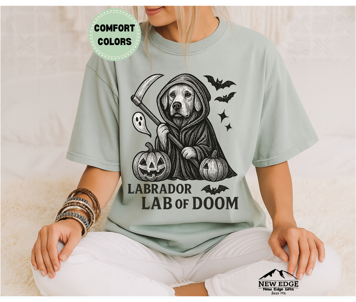 Unisex Comfort Colors Labrador – Lab of Doom Halloween T-Shirt | Spooky Dog Pun Tee