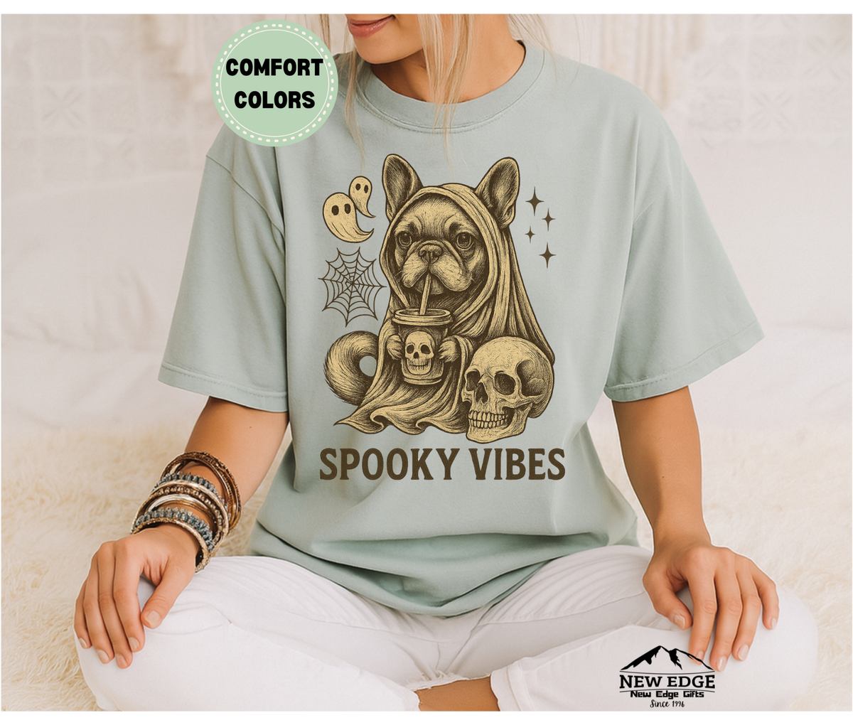 Comfort Colors French Bulldog – Spooky Vibes Halloween T-Shirt | Unisex Dog Lover Tee