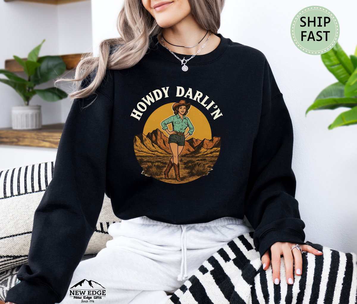 Howdy Darli’n Sweatshirt – Western Cowgirl Country Rodeo Pullover