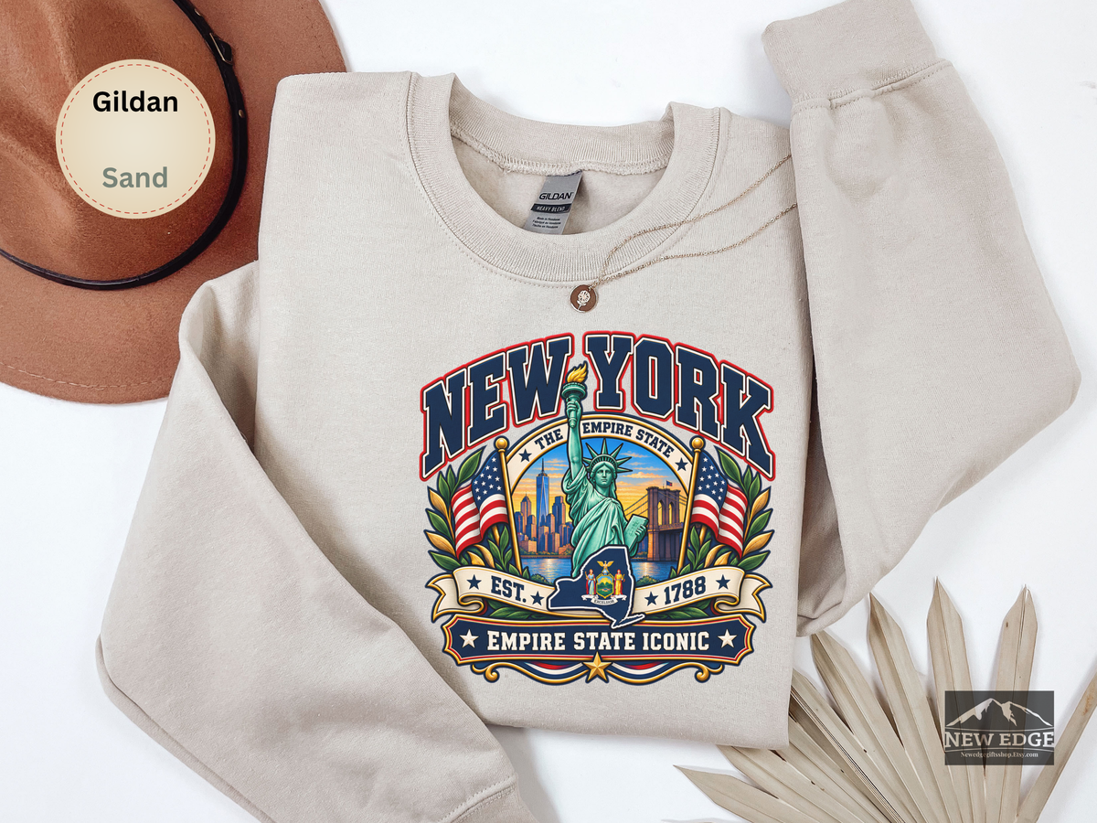 New York Empire State Sweatshirt, Vintage NYC Skyline Statue of Liberty Brooklyn Bridge Gildan 18000 Crewneck
