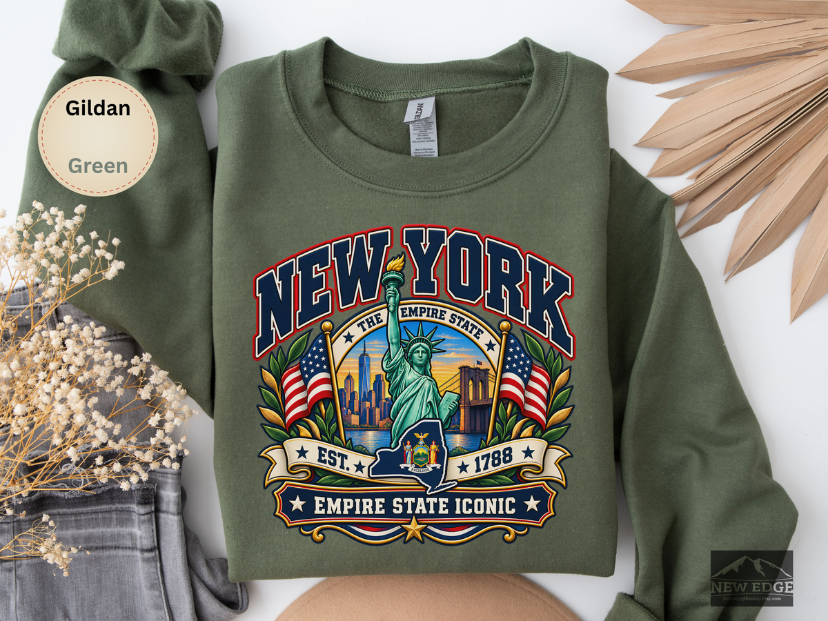 New York Empire State Sweatshirt, Vintage NYC Skyline Statue of Liberty Brooklyn Bridge Gildan 18000 Crewneck