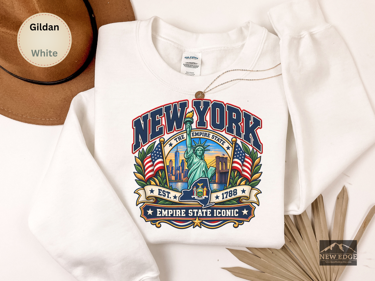 New York Empire State Sweatshirt, Vintage NYC Skyline Statue of Liberty Brooklyn Bridge Gildan 18000 Crewneck
