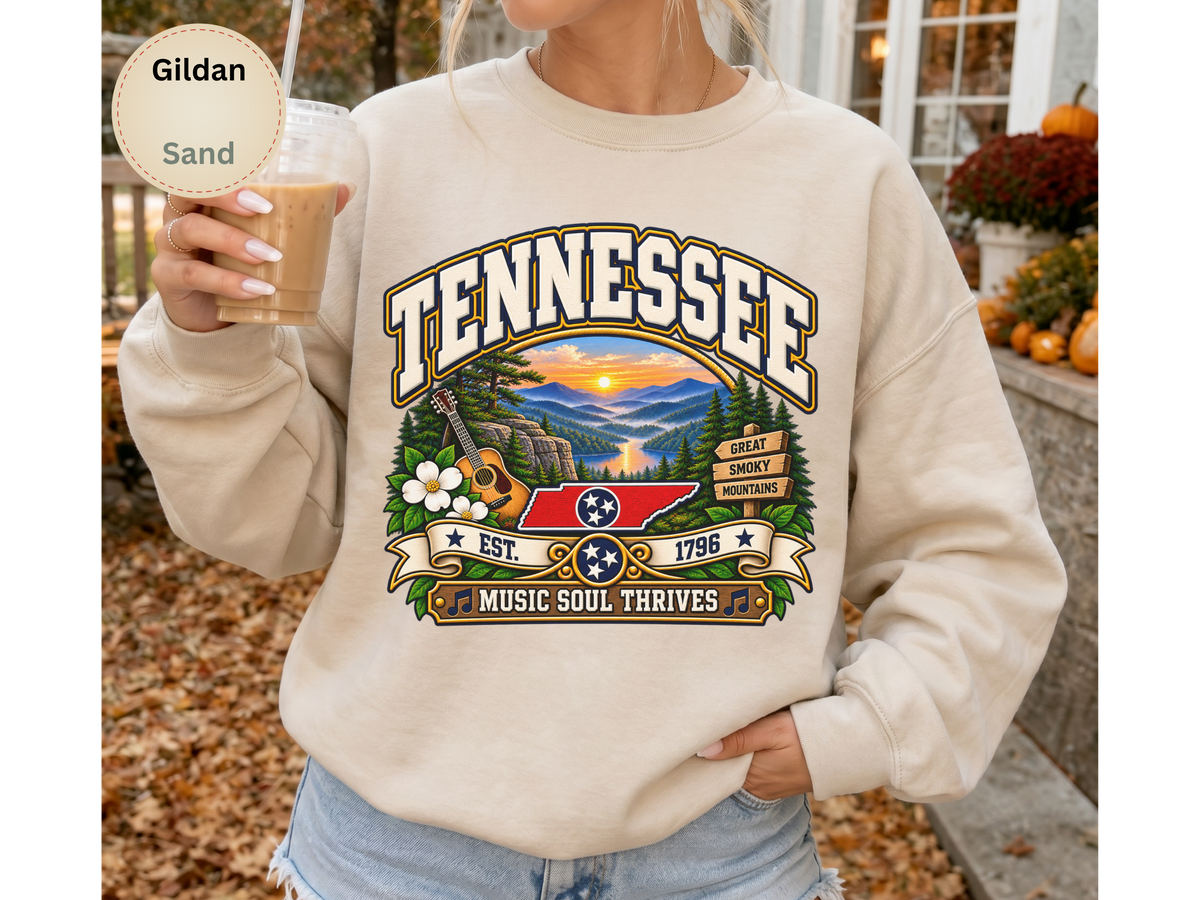 Tennessee Great Smoky Mountains Sweatshirt, Vintage Scenic Gildan 18000 Crewneck, Music Soul State Pride