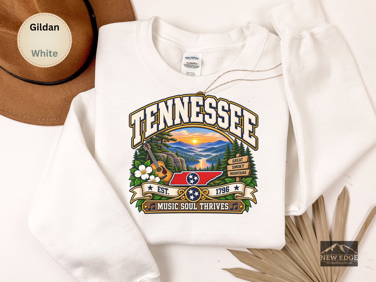 Tennessee Great Smoky Mountains Sweatshirt, Vintage Scenic Gildan 18000 Crewneck, Music Soul State Pride