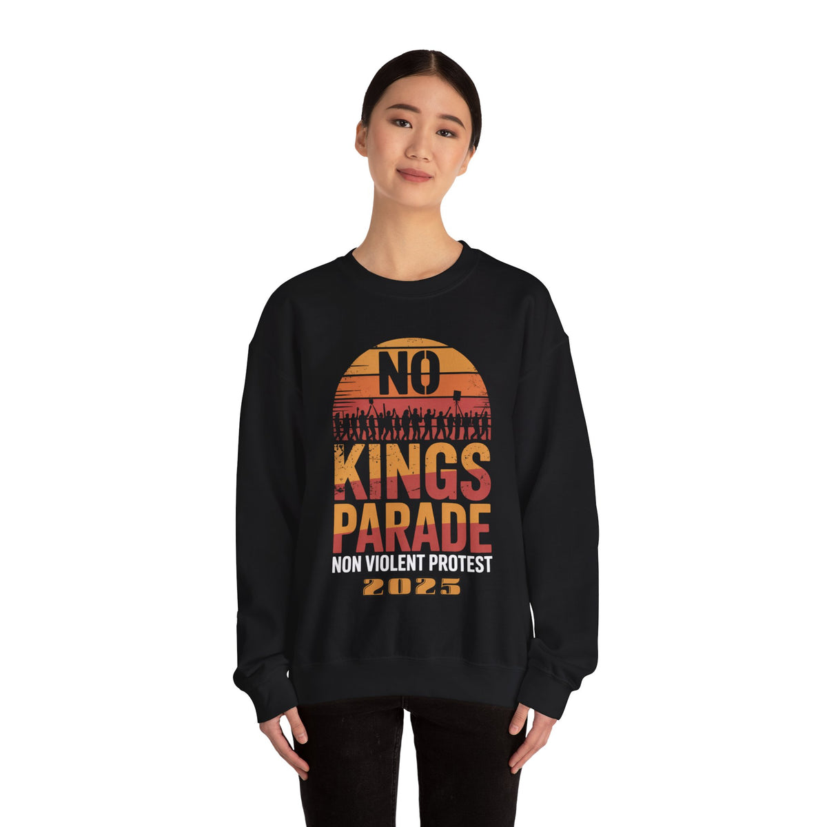 No Kings Parade” Retro Text Sweatshirt – Vintage-Inspired Peaceful Protest Message, Unisex Civil Rights Statement Apparel