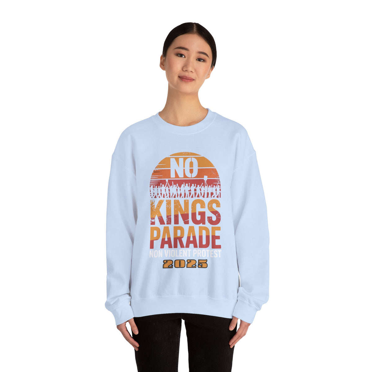 No Kings Parade” Retro Text Sweatshirt – Vintage-Inspired Peaceful Protest Message, Unisex Civil Rights Statement Apparel