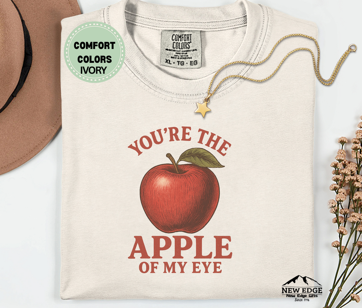 You’re the Apple of My Eye T-Shirt | Cute Fruit Pun Couples Shirt | Funny Romantic Unisex Graphic Tee