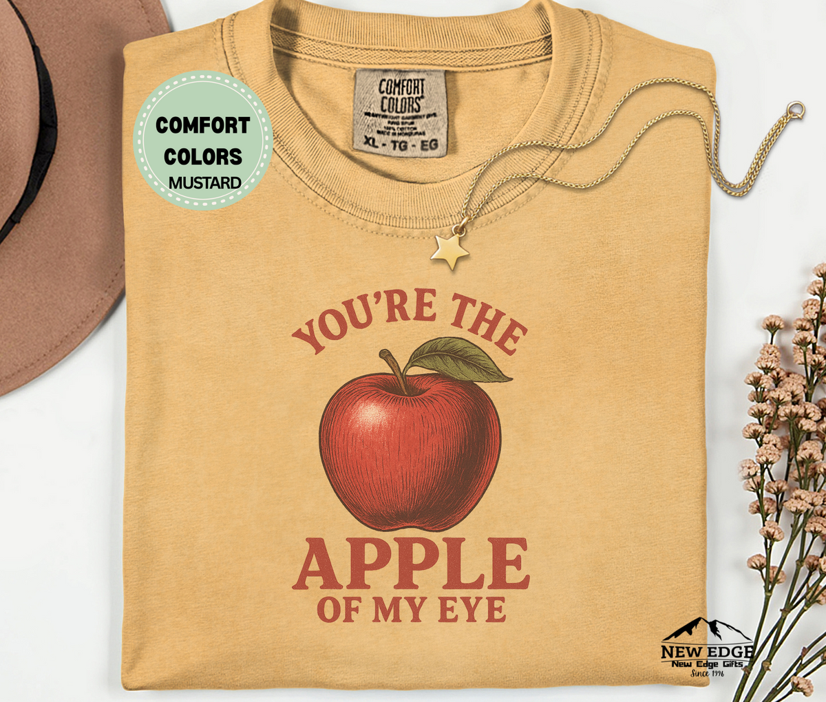 You’re the Apple of My Eye T-Shirt | Cute Fruit Pun Couples Shirt | Funny Romantic Unisex Graphic Tee