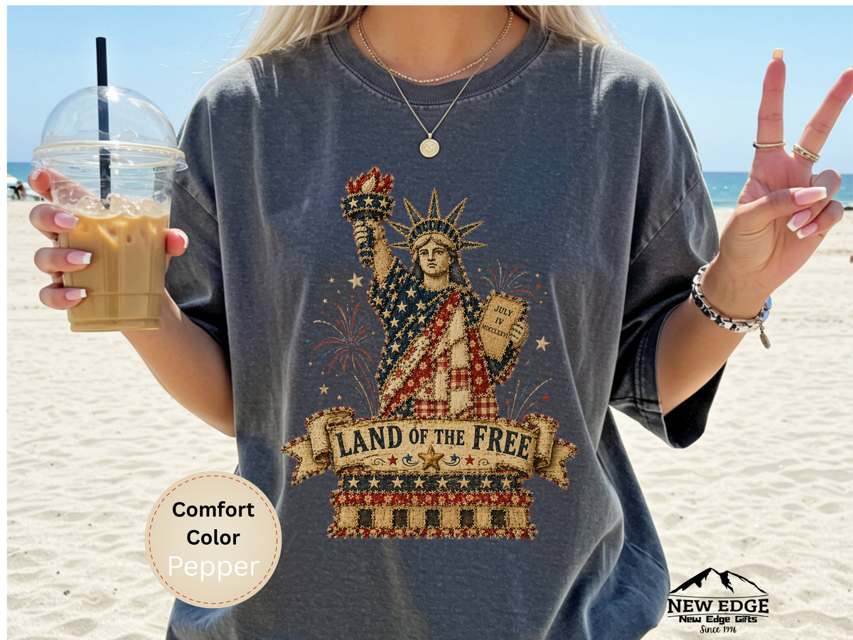 Patchwork Statue of Liberty Art Comfort Colors T Shirt Faux Patchwork Patriotic Liberty Graphic Tee American Pride Shirt