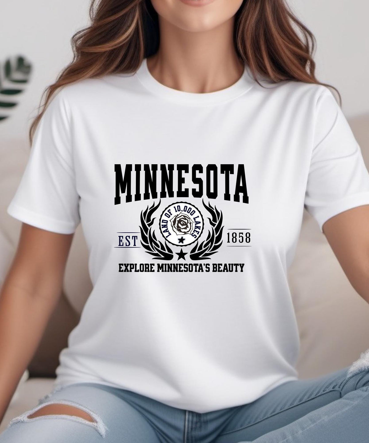 Minnesota State - "Explore Minnesota's Beauty" Slogan T-Shirt for Nature Enthusiasts & Proud Minnesotans