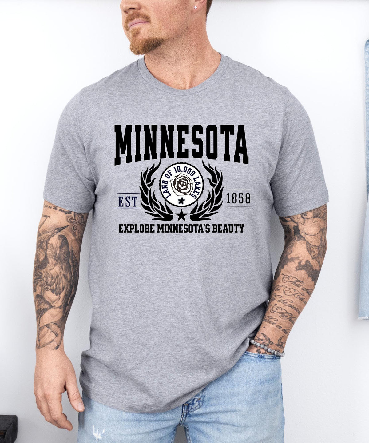 Minnesota State - "Explore Minnesota's Beauty" Slogan T-Shirt for Nature Enthusiasts & Proud Minnesotans