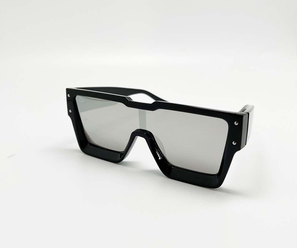 Square Oversized Fashion Sunglasses .